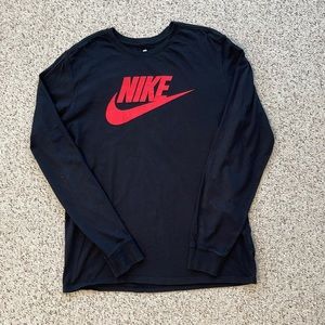 Nike long sleeve T-shirt. Men’s large